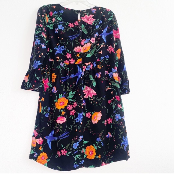 ⭐️ Old Navy Floral Dress with bell sleeve, super cute - Picture 4 of 16